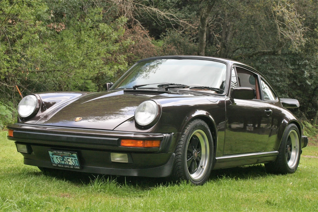 1987 Porsche 911 Carrera 3.2 - Image 5 of 31