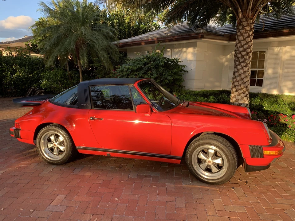 1988 Porsche 911 Carrera 3.2 - Image 26 of 31