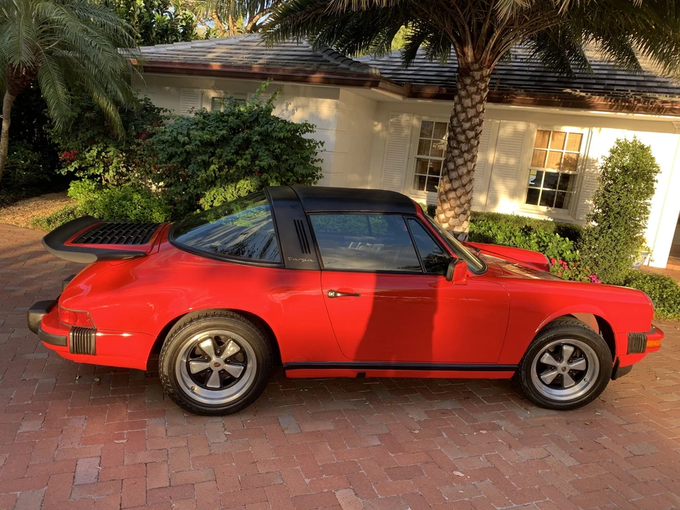 1988 Porsche 911 Carrera 3.2 - Image 24 of 31