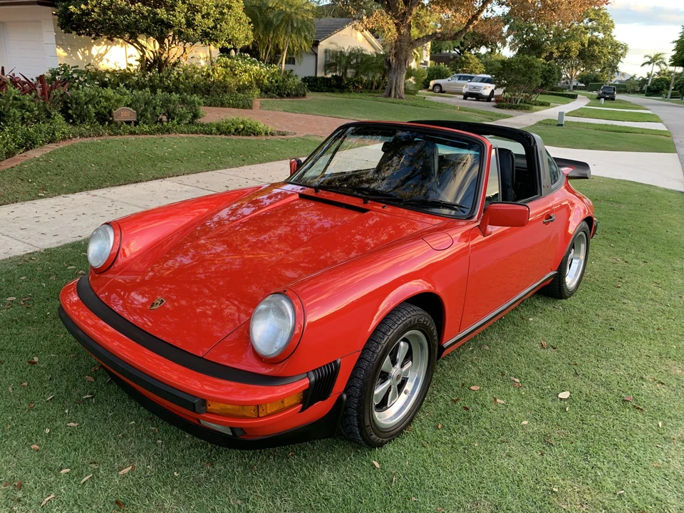 1988 Porsche 911 Carrera 3.2 - Image 2 of 31