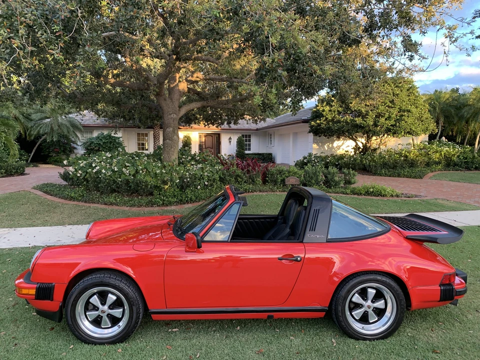 1988 Porsche 911 Carrera 3.2 - Image 9 of 31