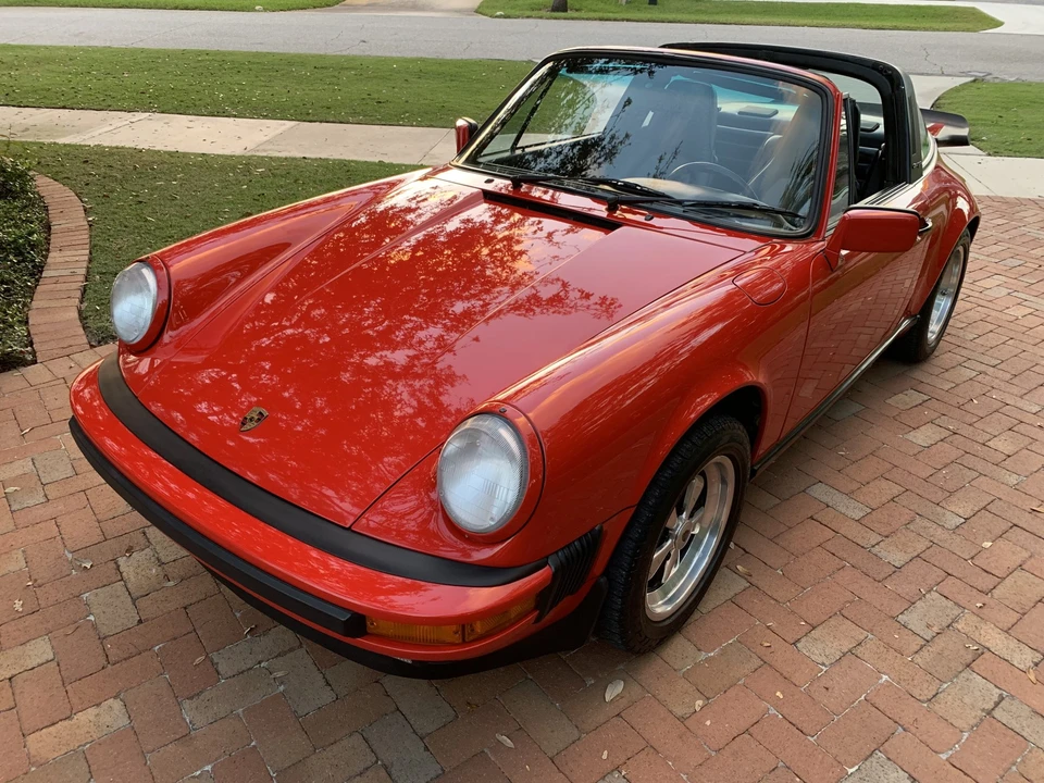1988 Porsche 911 Carrera 3.2 - Image 3 of 31