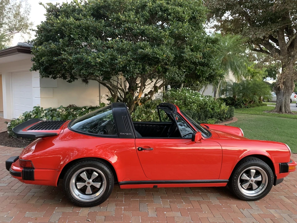 1988 Porsche 911 Carrera 3.2 - Image 23 of 31