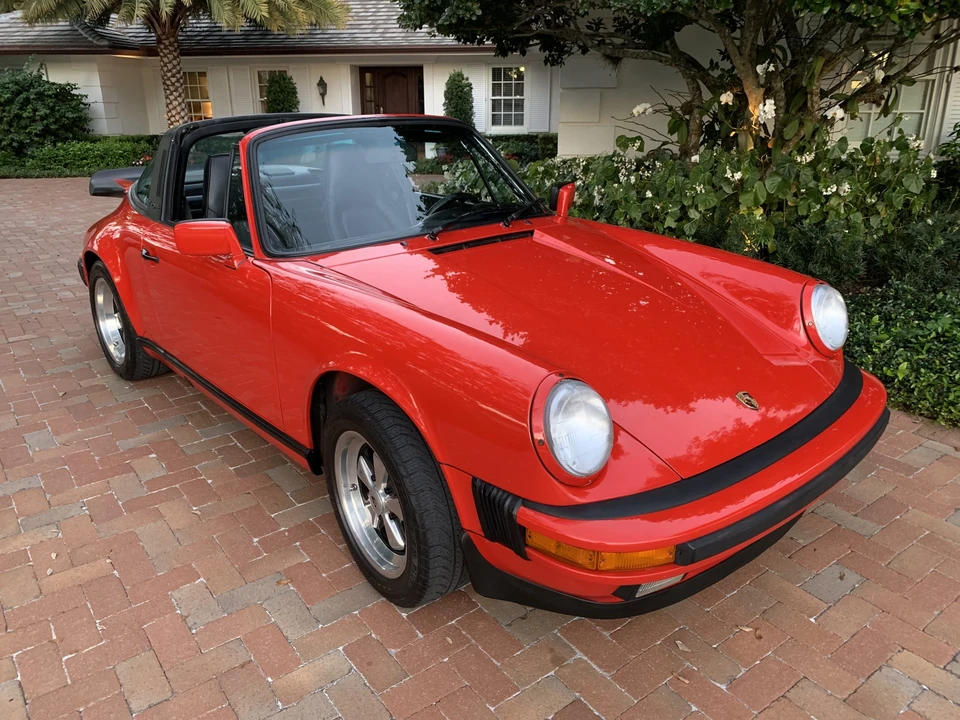 1988 Porsche 911 Carrera 3.2 - Image 27 of 31