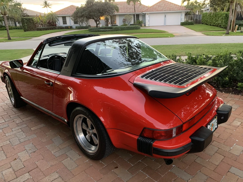 1988 Porsche 911 Carrera 3.2 - Image 13 of 31