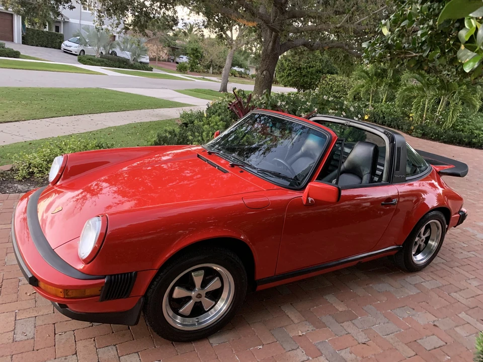 1988 Porsche 911 Carrera 3.2 - Image 4 of 31