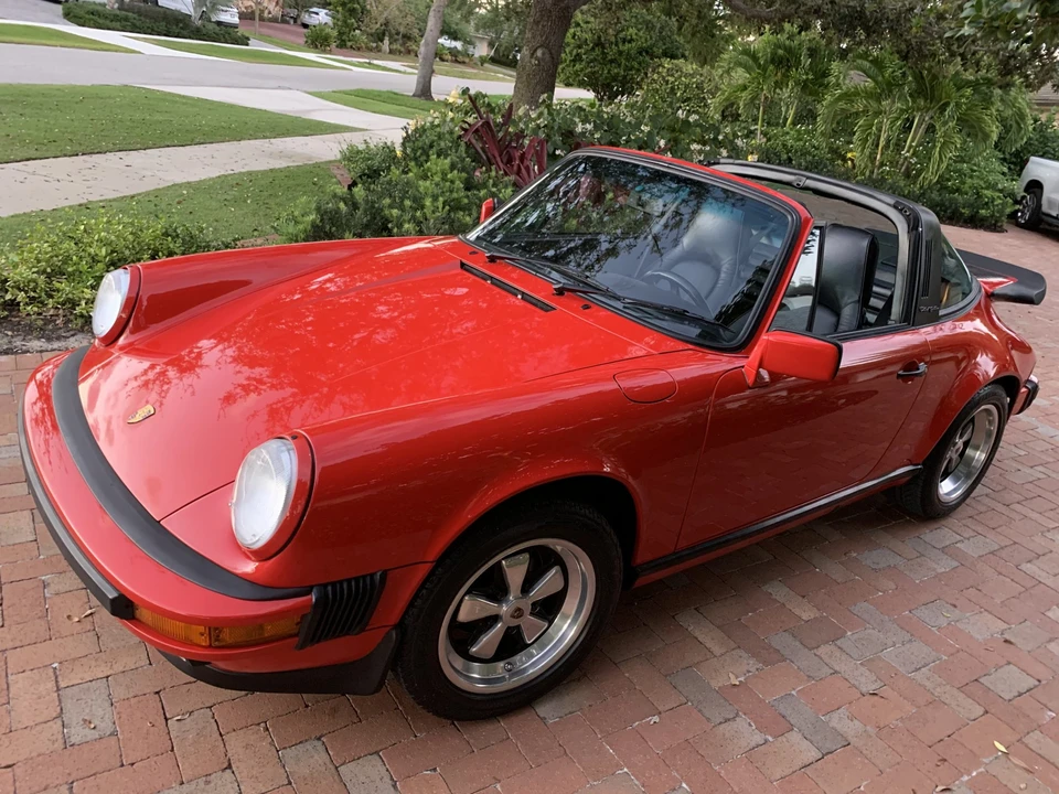 1988 Porsche 911 Carrera 3.2 - Image 5 of 31