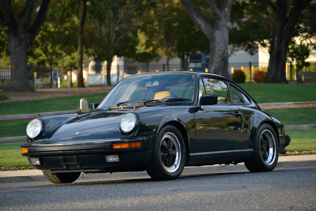 1989 Porsche 911 Carrera 3.2 - Image 15 of 31