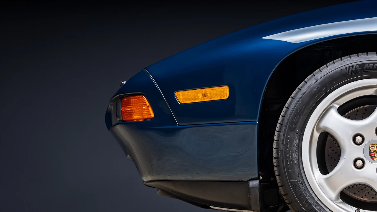 1993 Porsche 928 GTS - Image 23 of 31