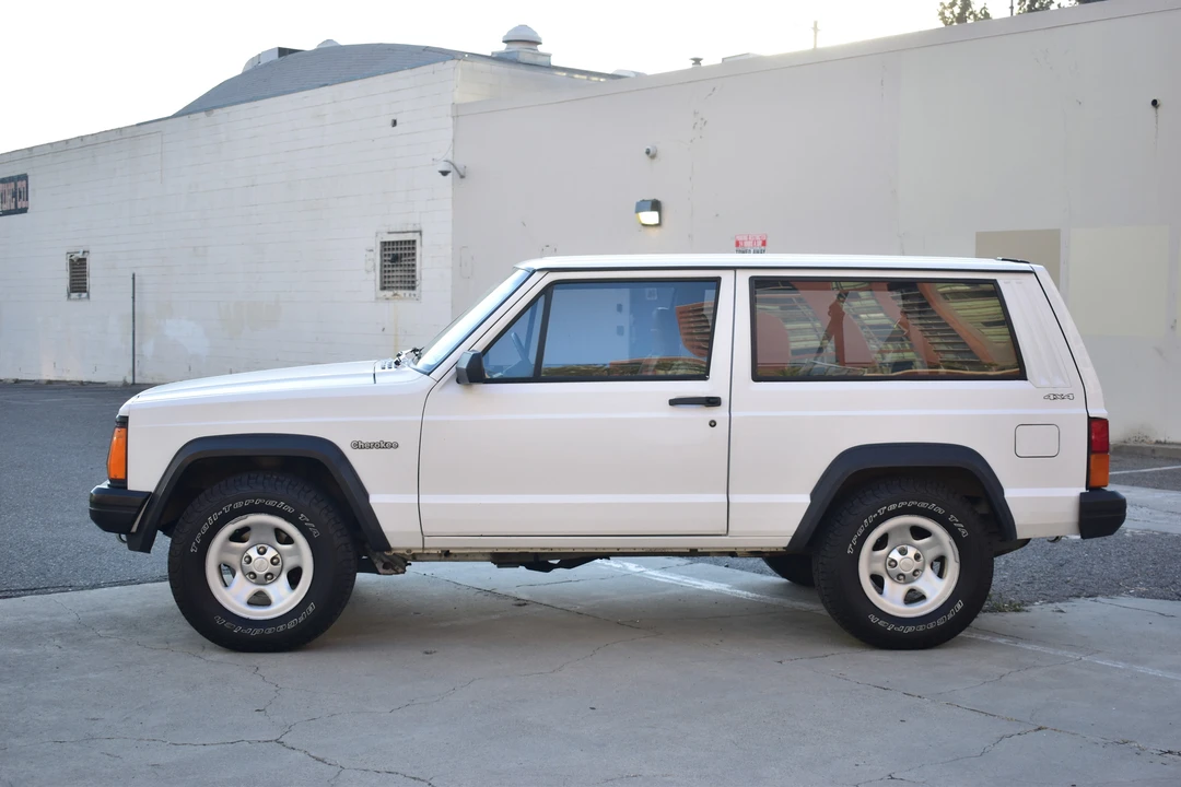 1995 Jeep XJ Cherokee - Image 17 of 31
