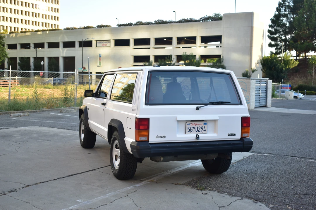 1995 Jeep XJ Cherokee - Image 20 of 31