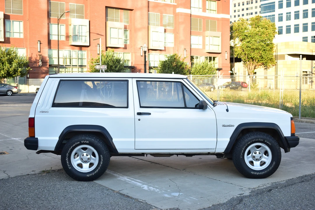 1995 Jeep XJ Cherokee - Image 24 of 31