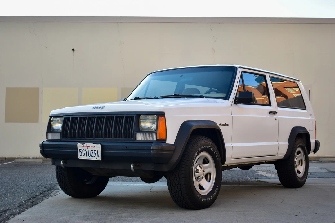 1995 Jeep XJ Cherokee - Image 8 of 31