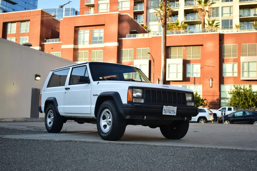 1995 Jeep XJ Cherokee - Image 4 of 31