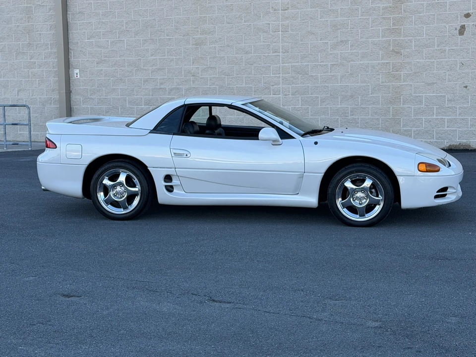 1995 Mitsubishi 3000GT Series 2 - Image 24 of 31