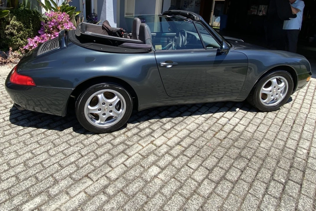 1995 Porsche 993 Carrera - Image 6 of 31