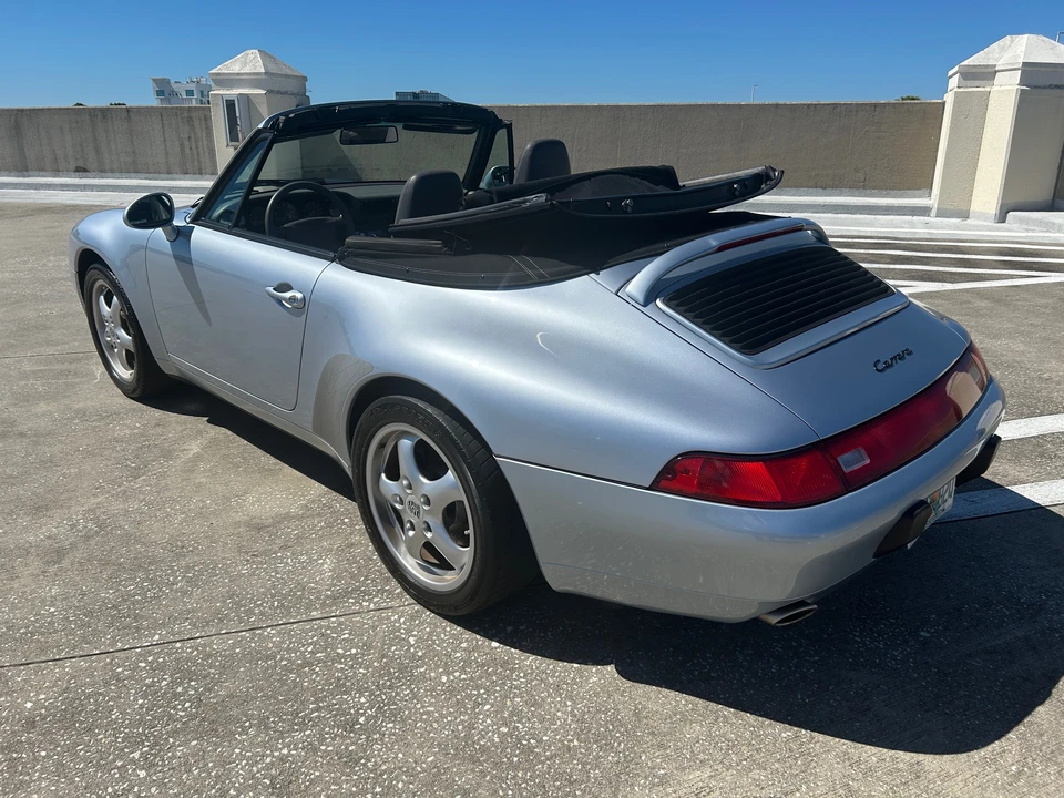 1995 Porsche 993 Carrera - Image 13 of 31