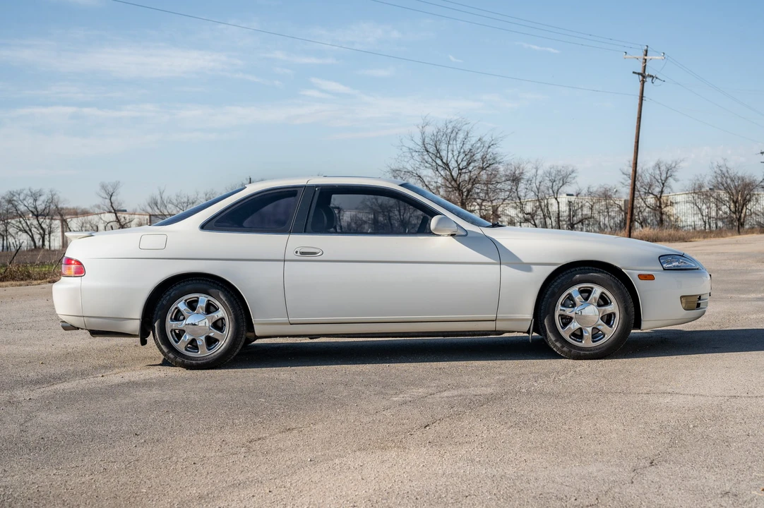 1996 Lexus SC400 - Image 5 of 31