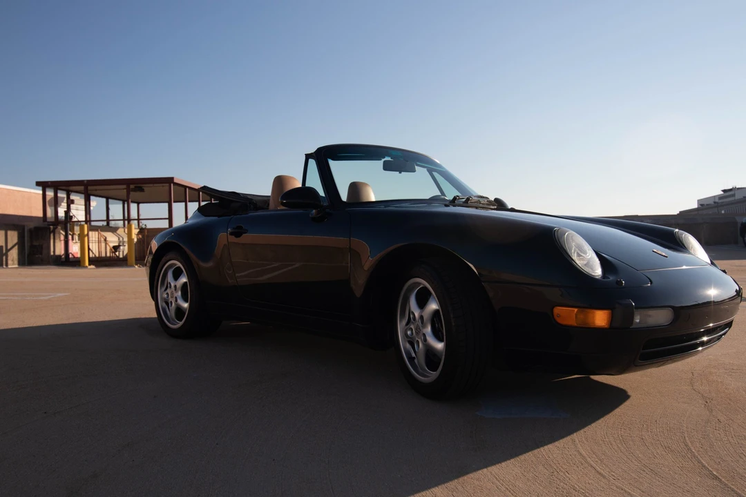 1996 Porsche 993 Carrera - Image 14 of 31