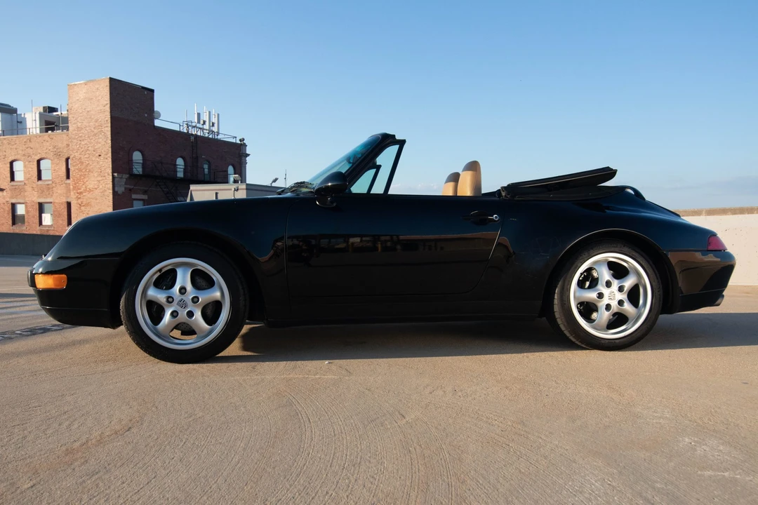 1996 Porsche 993 Carrera - Image 6 of 31