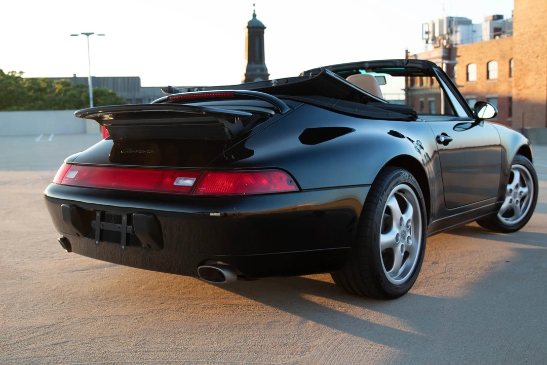 1996 Porsche 993 Carrera - Image 12 of 31