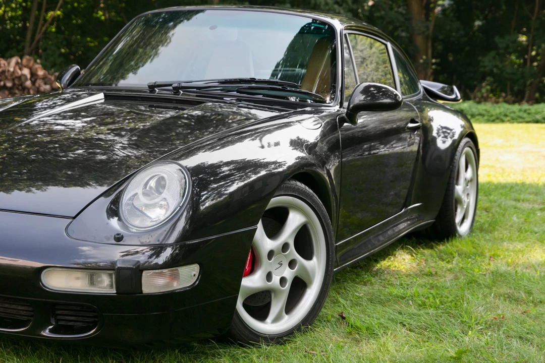 1997 Porsche 993 Carrera 4S - Image 29 of 31
