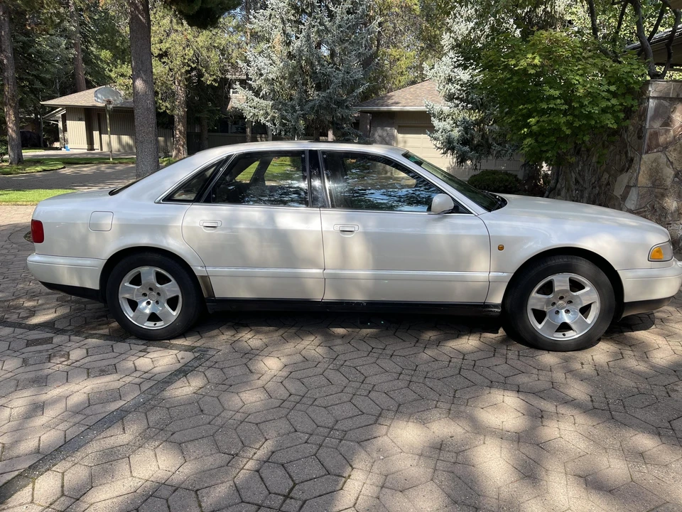 1998 Audi D2 A8 - Image 7 of 31