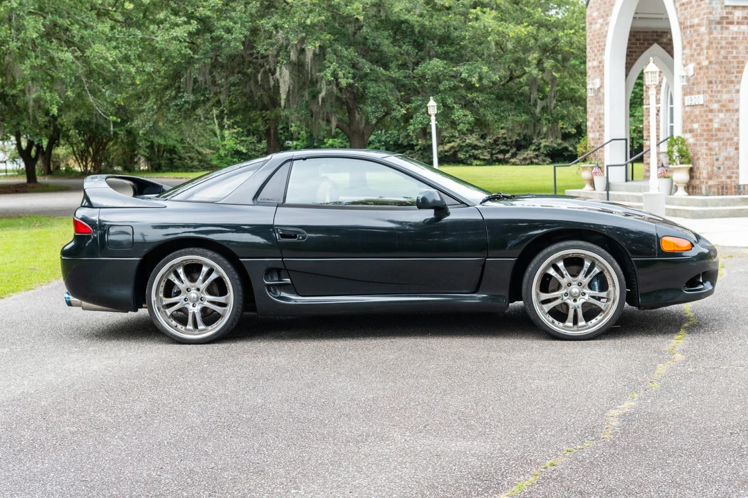 1998 Mitsubishi 3000GT Series 3 - Image 8 of 31