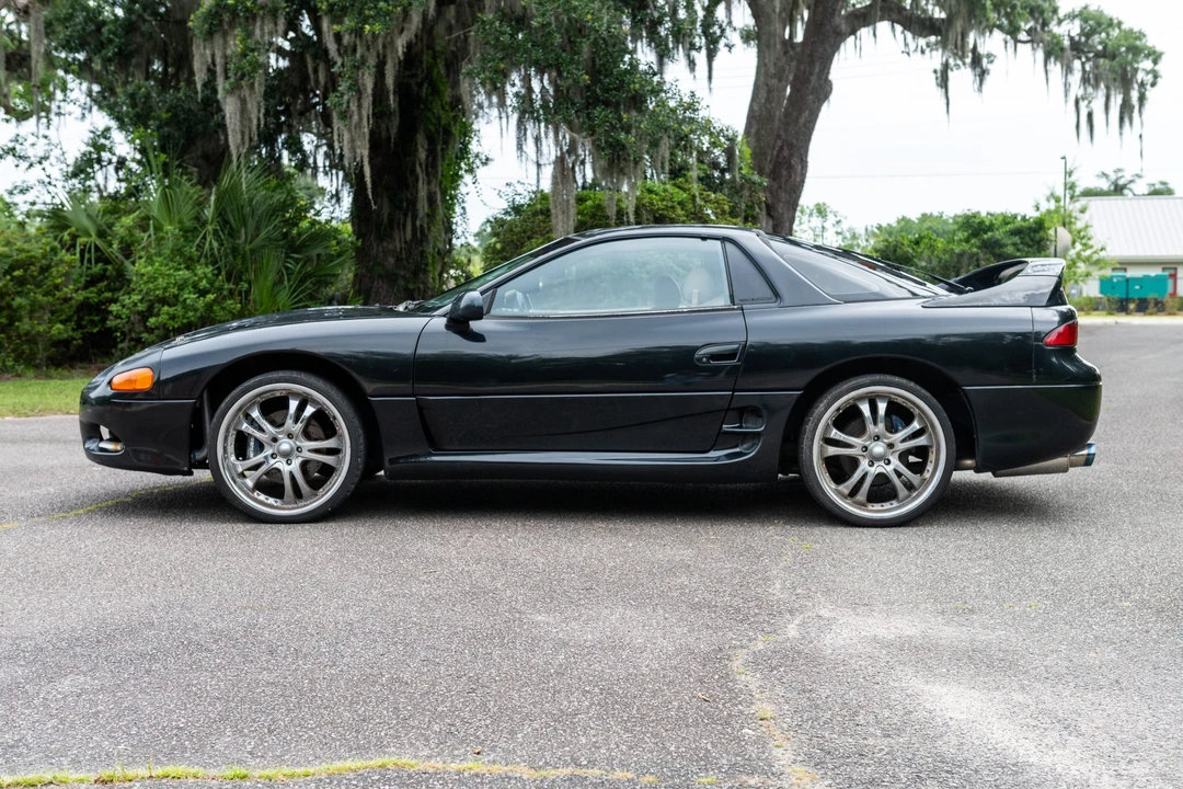 1998 Mitsubishi 3000GT Series 3 - Image 4 of 31