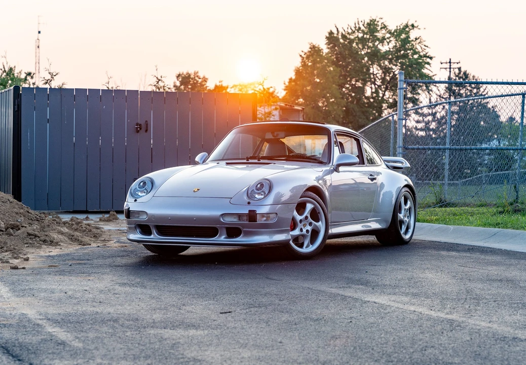 1998 Porsche 993 Carrera 4S - Image 15 of 31