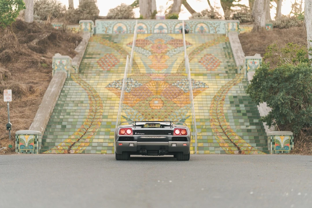 1999 Lamborghini Diablo VT - Image 17 of 31