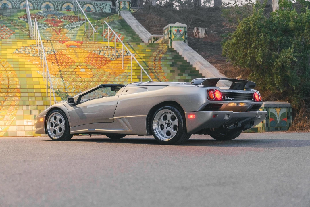 1999 Lamborghini Diablo VT - Image 19 of 31