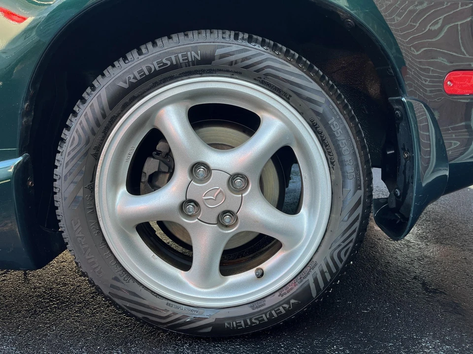 1999 Mazda NB MX-5 Miata - Image 29 of 31