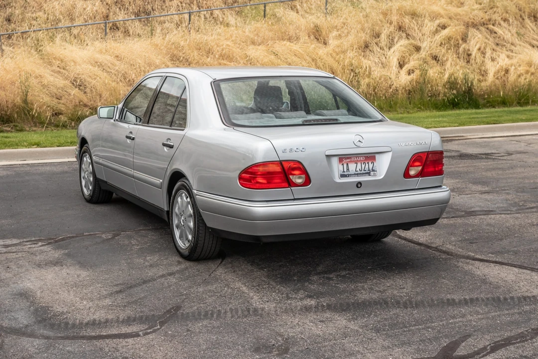 1999 Mercedes-Benz W210 E-Class - Image 4 of 31