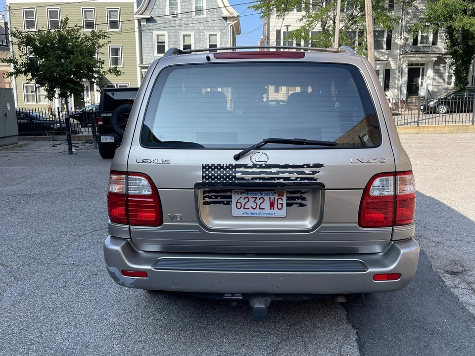 2000 Lexus LX 2nd Gen - Image 8 of 31