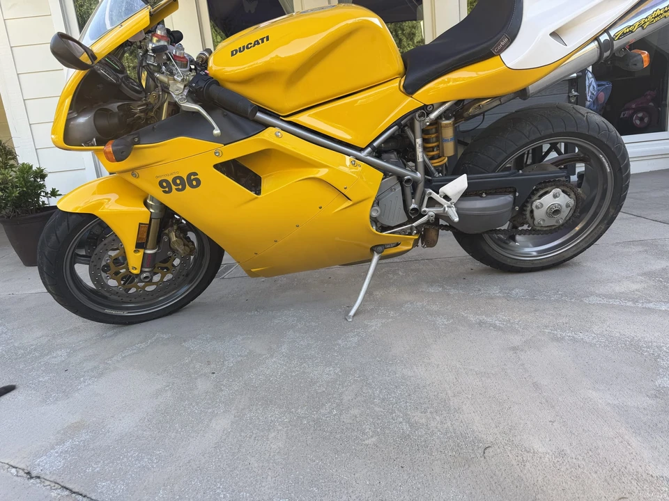2001 Ducati 996 - Image 3 of 31