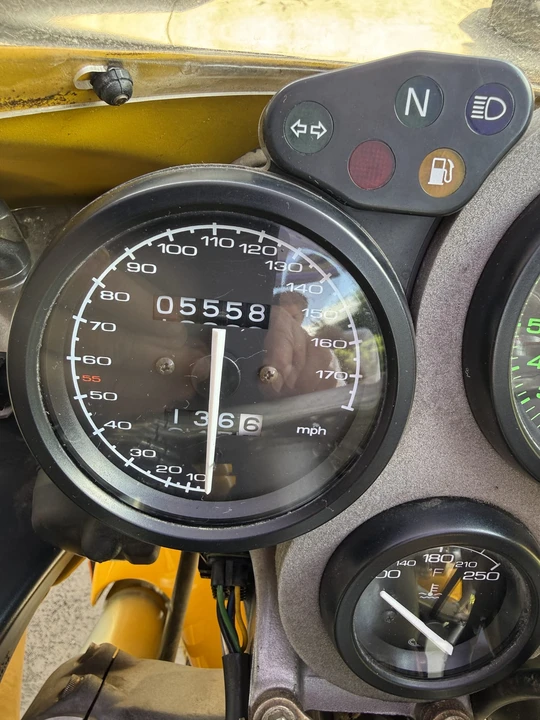 2001 Ducati 996 - Image 27 of 31
