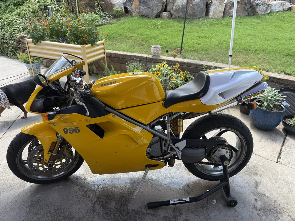 2001 Ducati 996 - Image 15 of 31