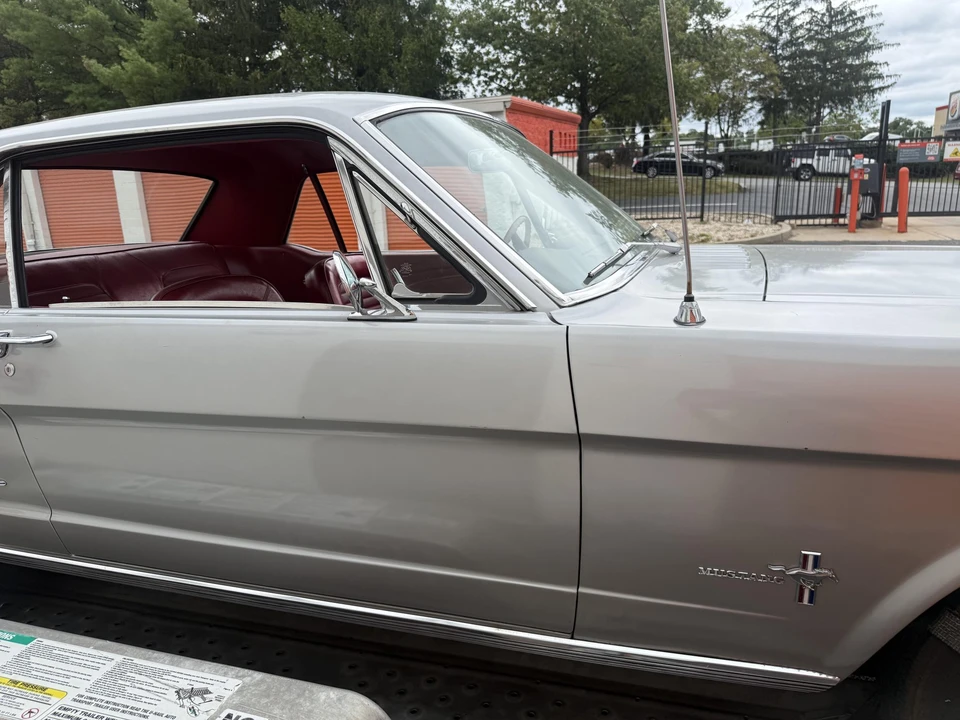 1966 Ford Mustang 1st Gen (1964.5-1966) - Image 29 of 31
