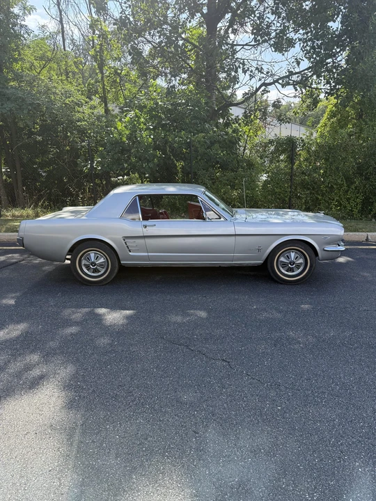 1966 Ford Mustang 1st Gen (1964.5-1966) - Image 8 of 31