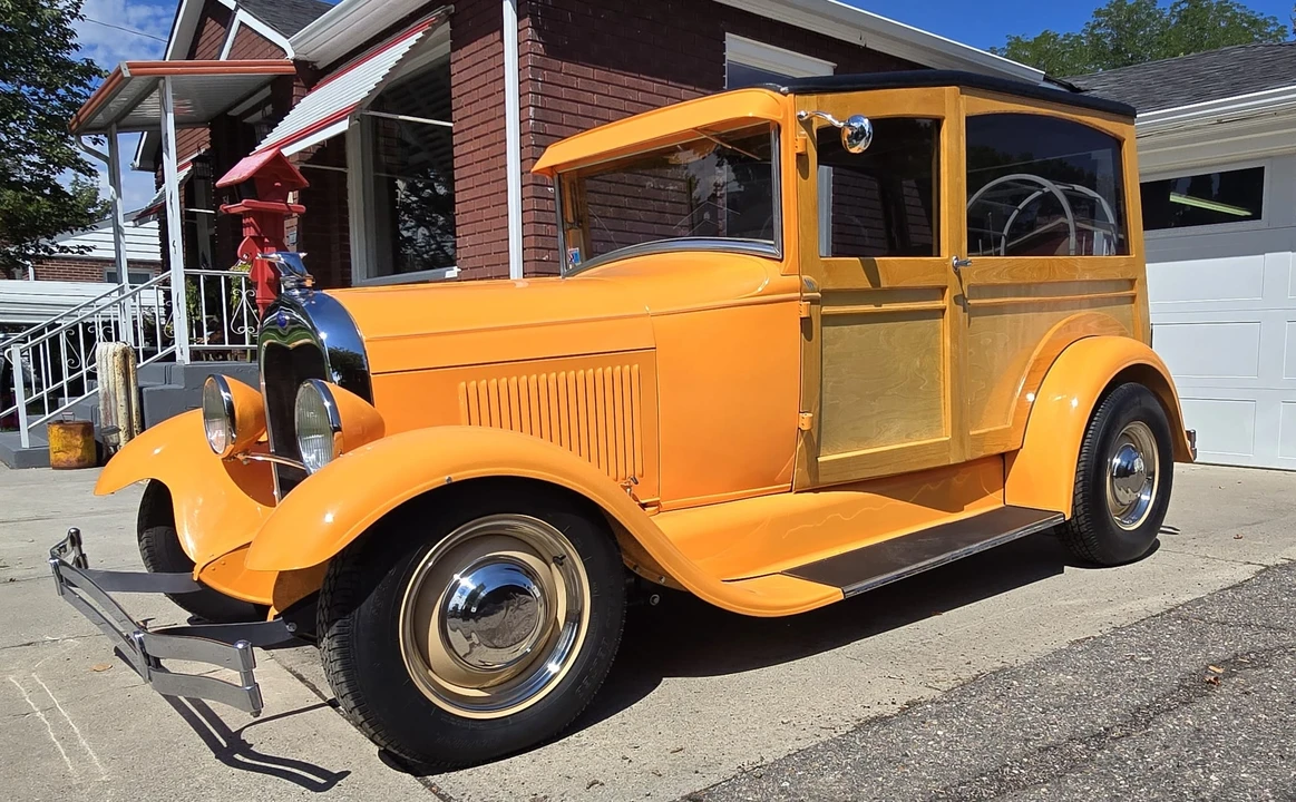 Ford Model A - Image 2 of 31