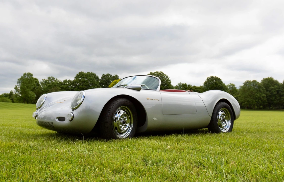 Porsche 550 - Image 2 of 31