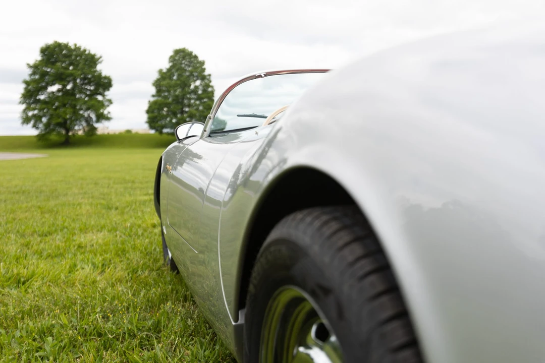 Porsche 550 - Image 19 of 31