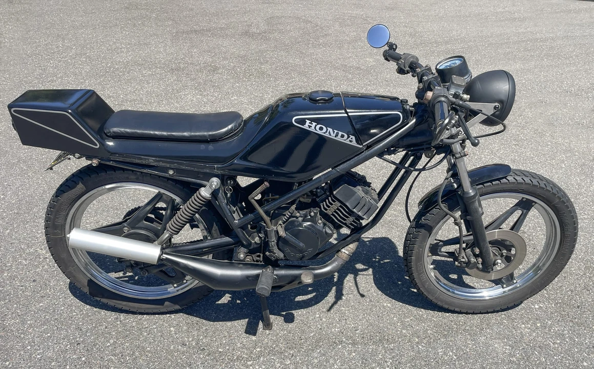 1982 Honda Motorcycles - Image 6 of 31