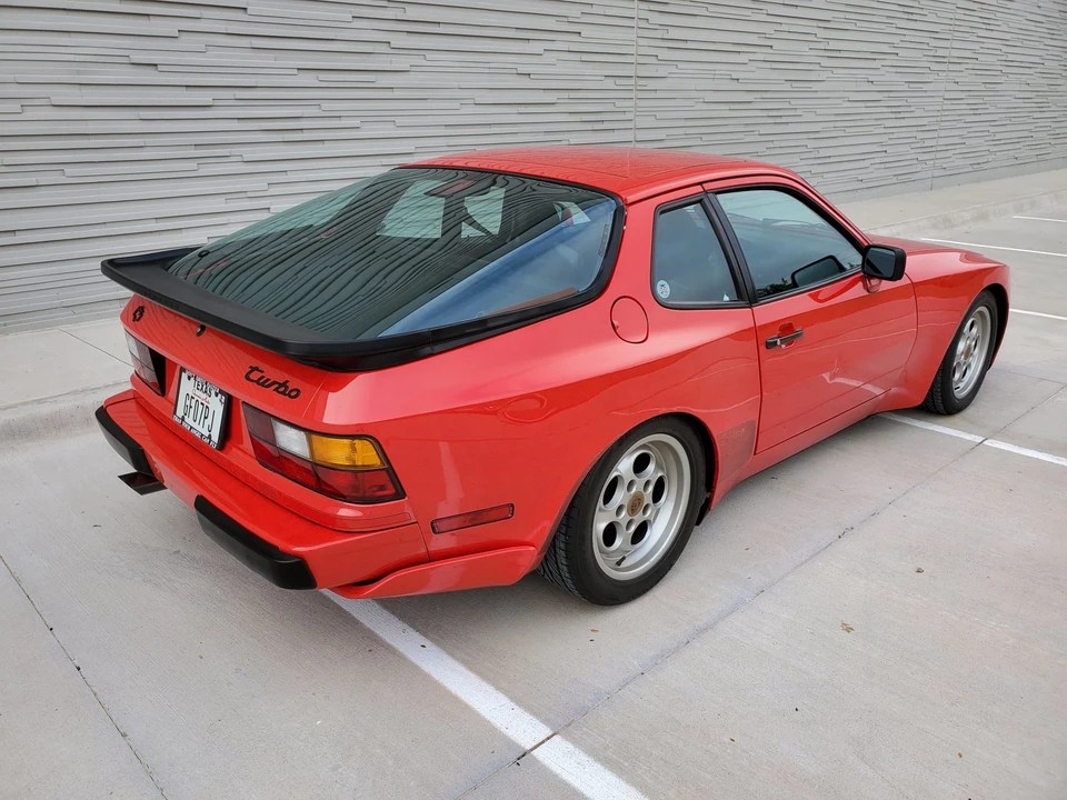1986 Porsche 944 Turbo - Image 19 of 31