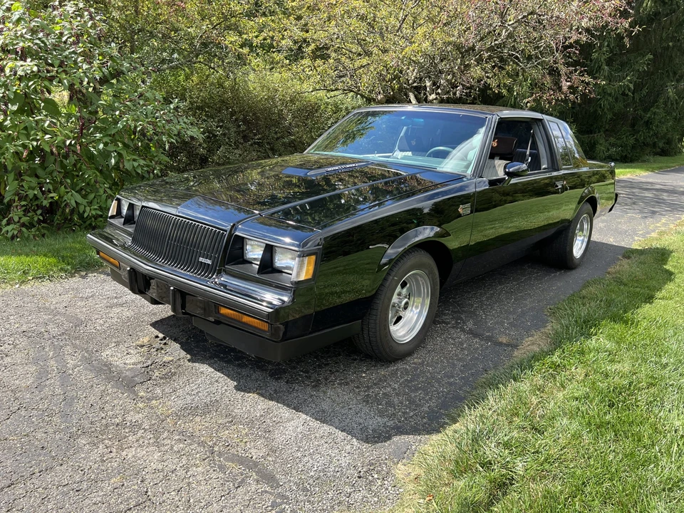 1987 Buick Grand National - Image 4 of 31