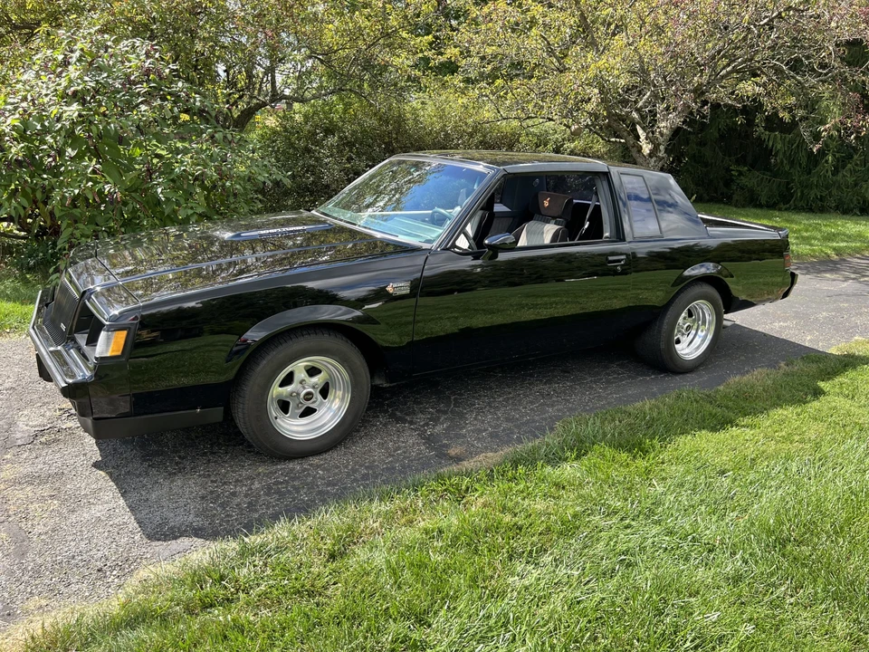 1987 Buick Grand National - Image 2 of 31
