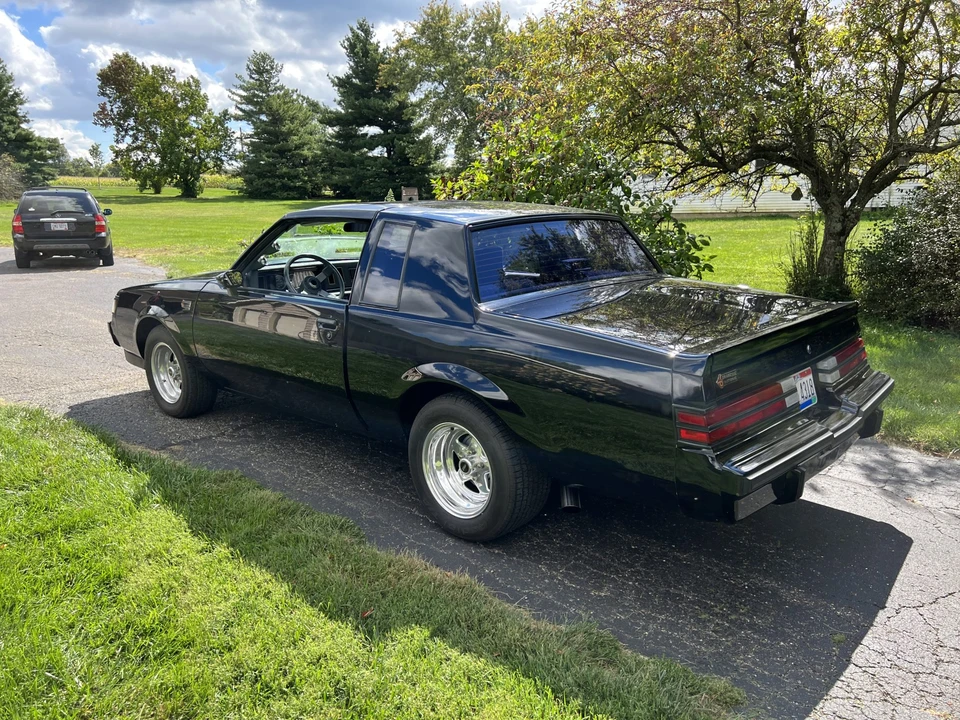1987 Buick Grand National - Image 10 of 31
