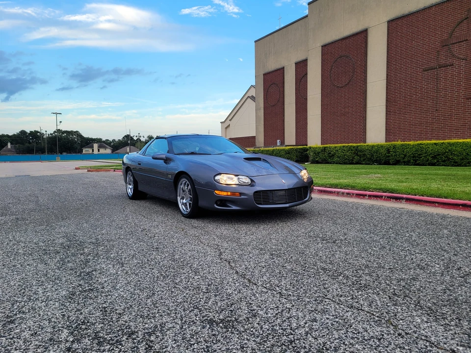 2000 Chevrolet Camaro SS 4th Gen - Image 8 of 31