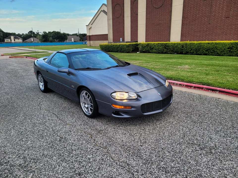 2000 Chevrolet Camaro SS 4th Gen - Image 9 of 31